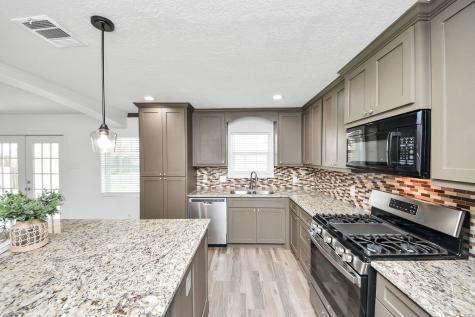 11410 Rockford Drive Houston TX 77048