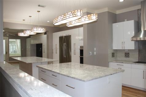 5216 Lillian Street Houston TX 77007