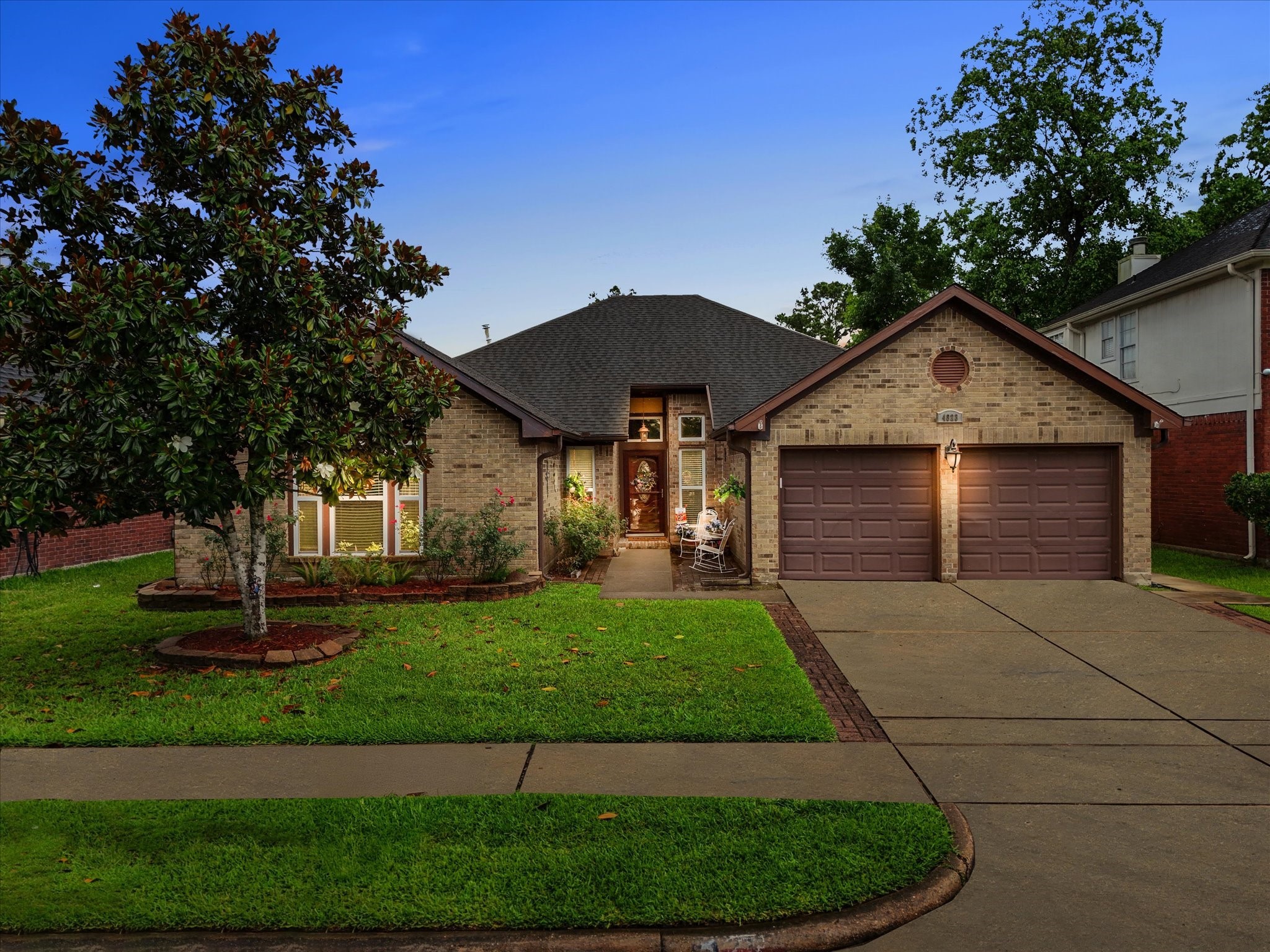 4823 Red Lantern Drive Friendswood TX 77546