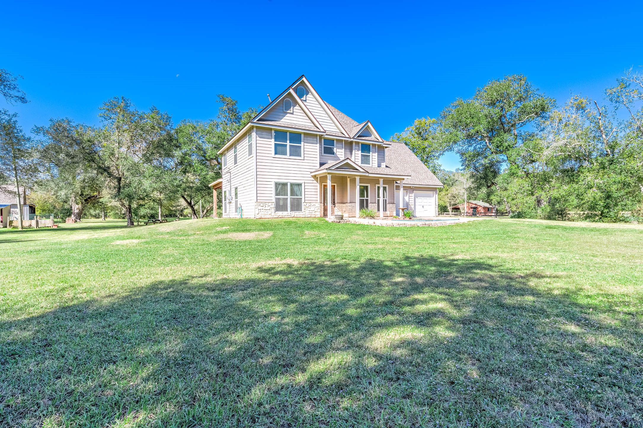 20610 Live Oak Drive Damon TX 77430