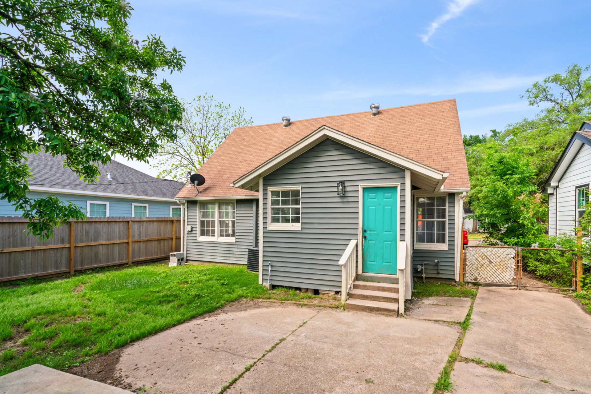 317 Center Street Pasadena TX 77506