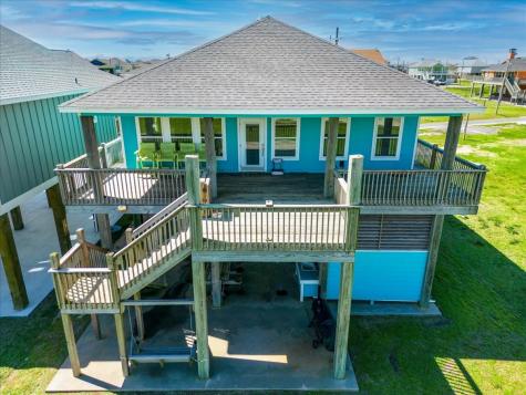 942 Palm Ridge Drive Crystal Beach TX 77650