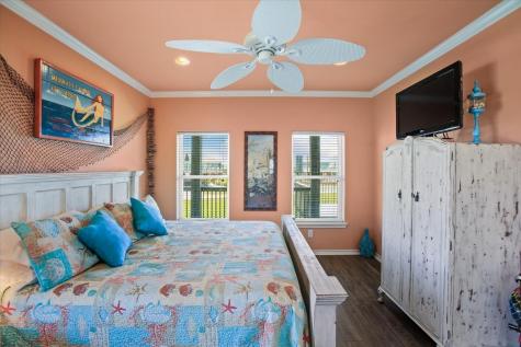 942 Palm Ridge Drive Crystal Beach TX 77650