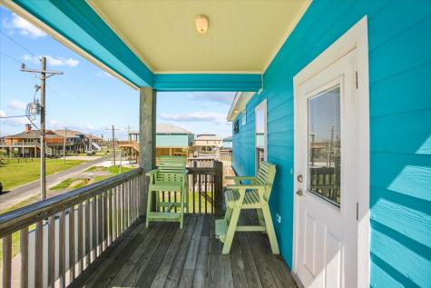 942 Palm Ridge Drive Crystal Beach TX 77650