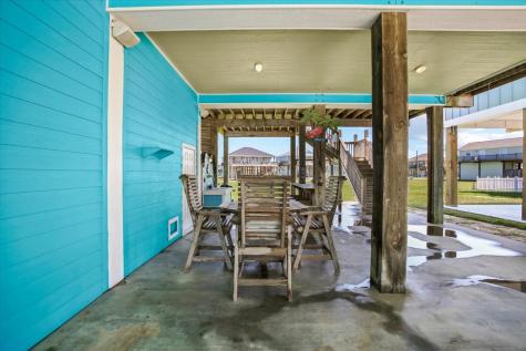 942 Palm Ridge Drive Crystal Beach TX 77650