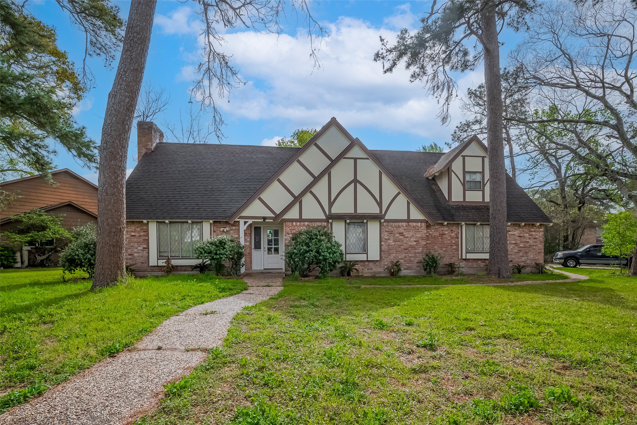 811 Loire Lane Houston TX 77090
