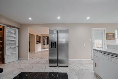 811 Loire Lane Houston TX 77090