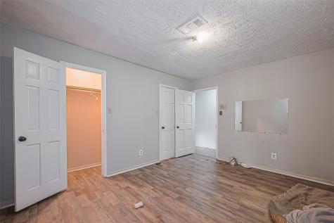811 Loire Lane Houston TX 77090