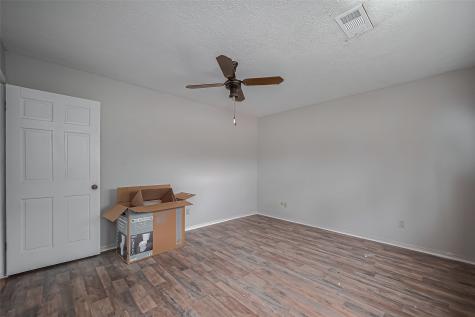 811 Loire Lane Houston TX 77090