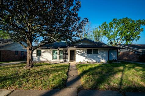 5918 Lattimer Drive Houston TX 77035