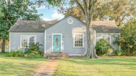 508 E 2nd Street Sweeny TX 77480
