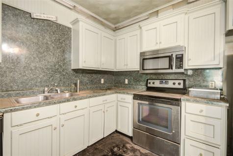 508 E 2nd Street Sweeny TX 77480