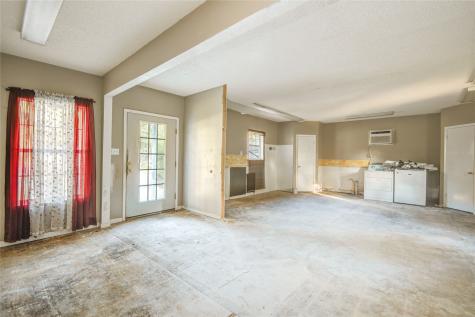 508 E 2nd Street Sweeny TX 77480