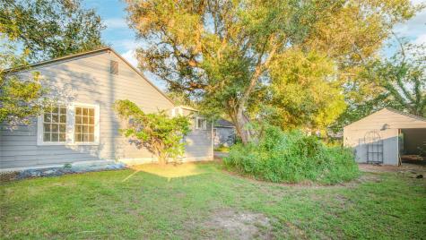 508 E 2nd Street Sweeny TX 77480