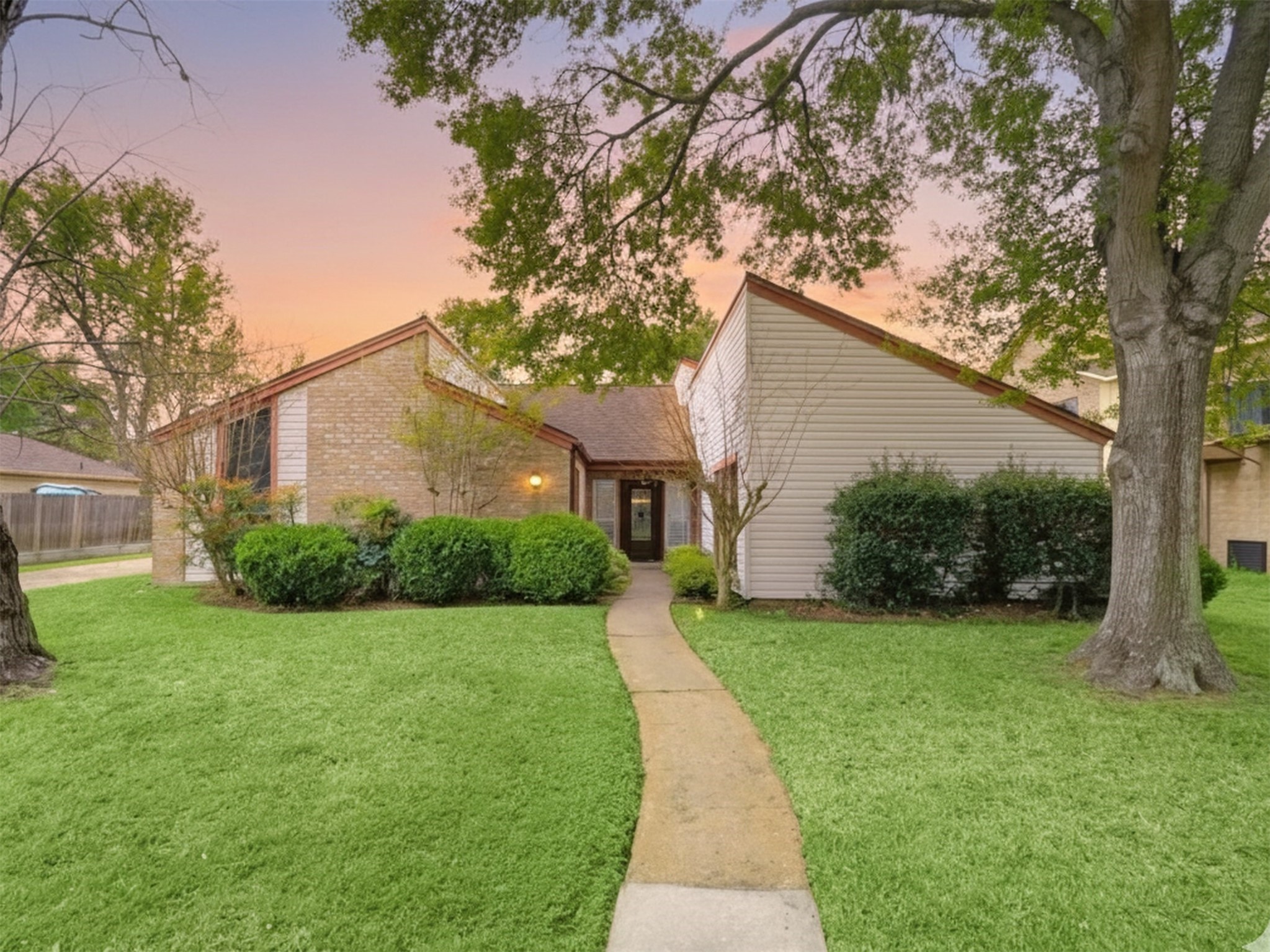 15621 Elwood Drive Jersey Village TX 77040