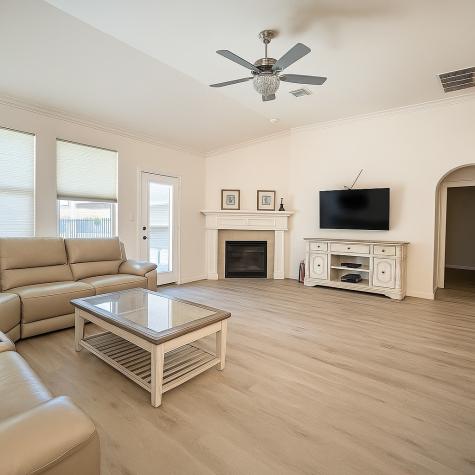 1905 Emerald Breeze Court Pearland TX 77089