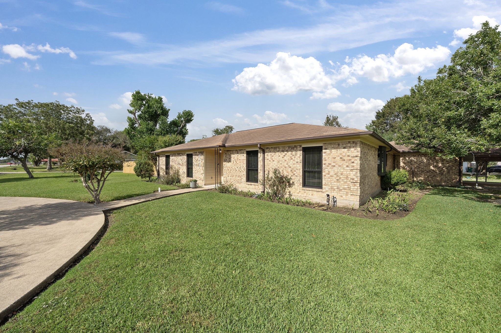 6335 Olson Lane Pasadena TX 77505