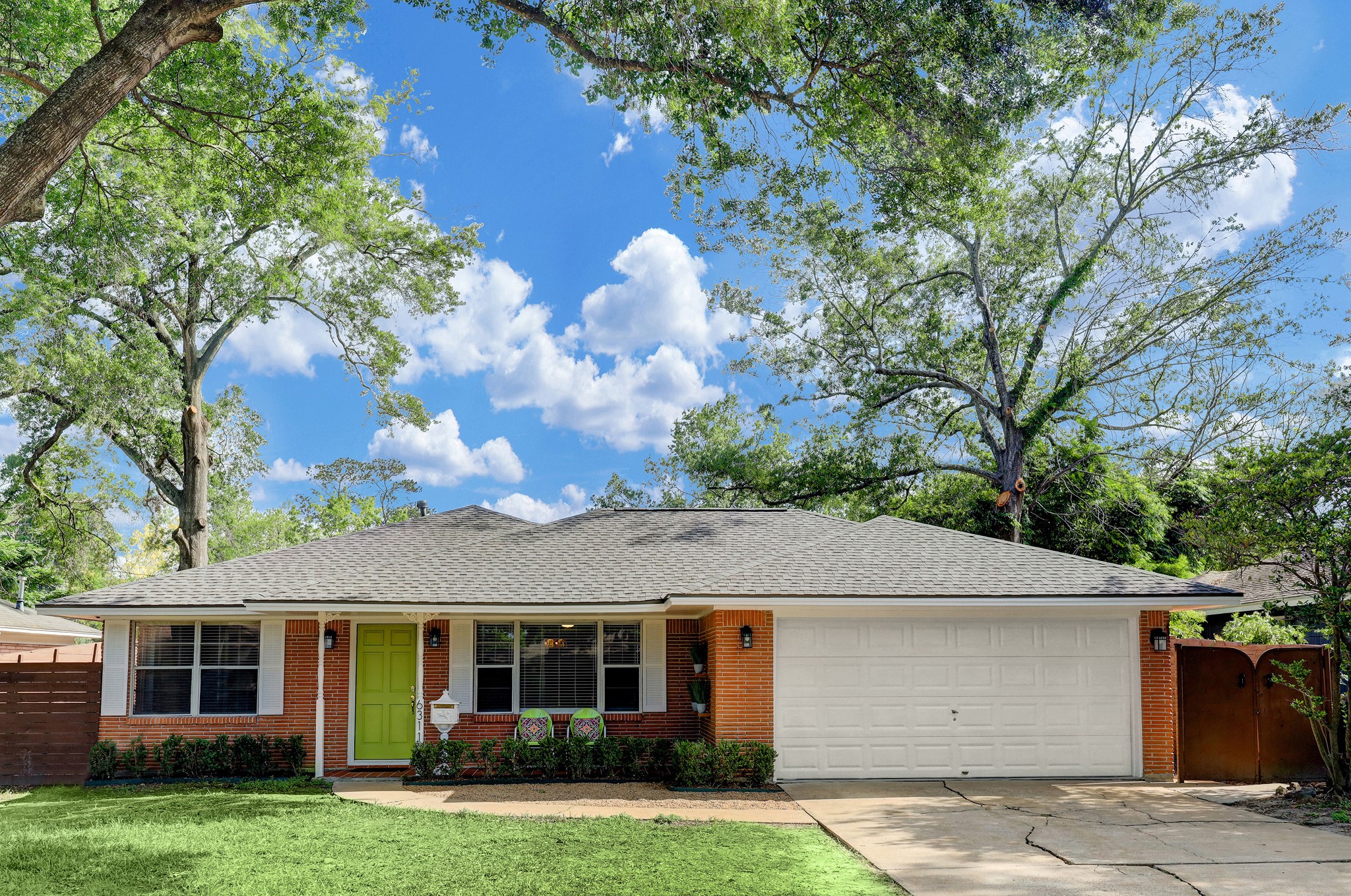 6311 Woodbrook Lane Houston TX 77008