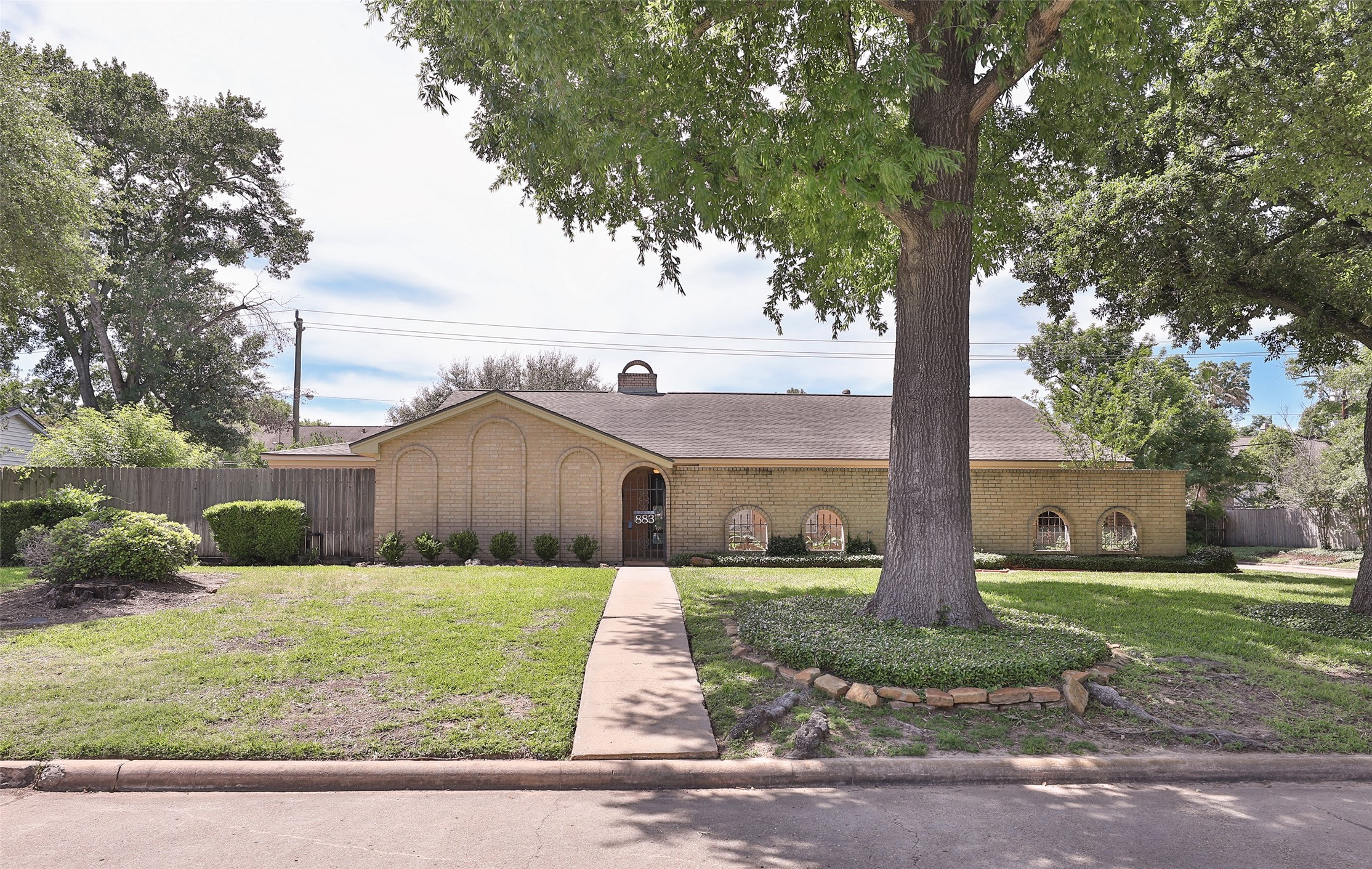 883 Carlingford Lane Houston TX 77079