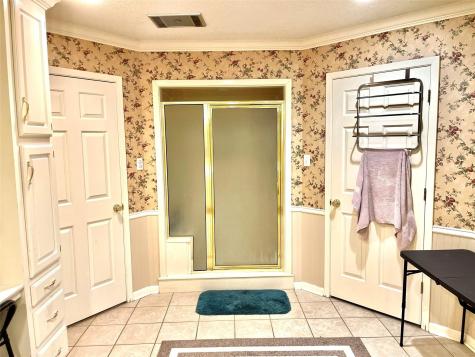 710 S Main Street Tehuacana TX 76686