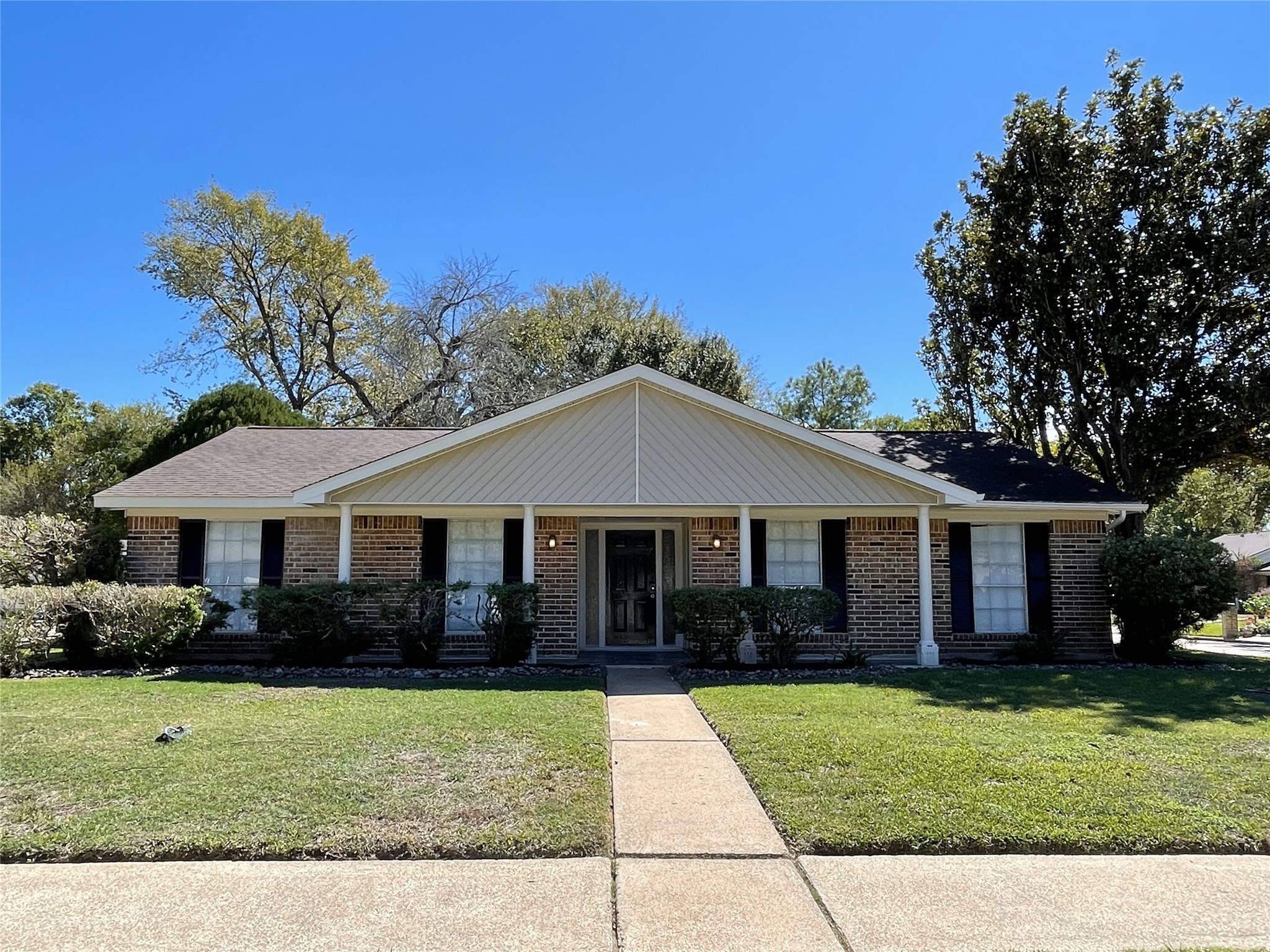 5615 Conecrest Court Houston TX 77088