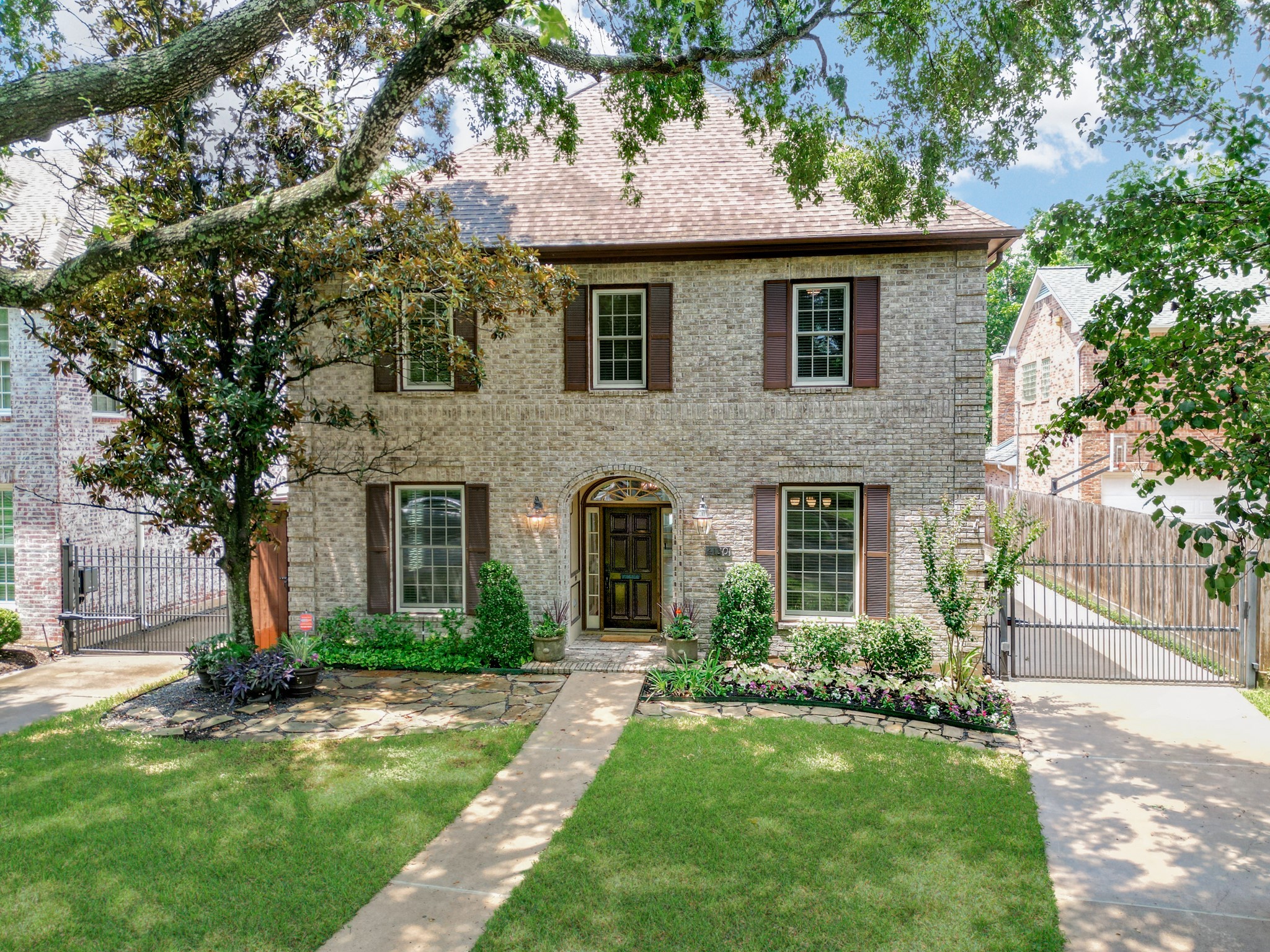 4130 Villanova Street Houston TX 77005
