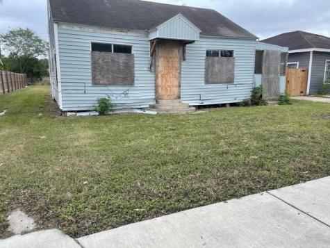 106 W Buchanan Street Harlingen TX 78550