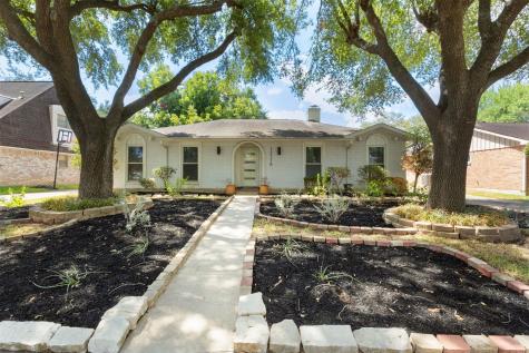 12115 Meadowdale Drive Meadows Place TX 77477
