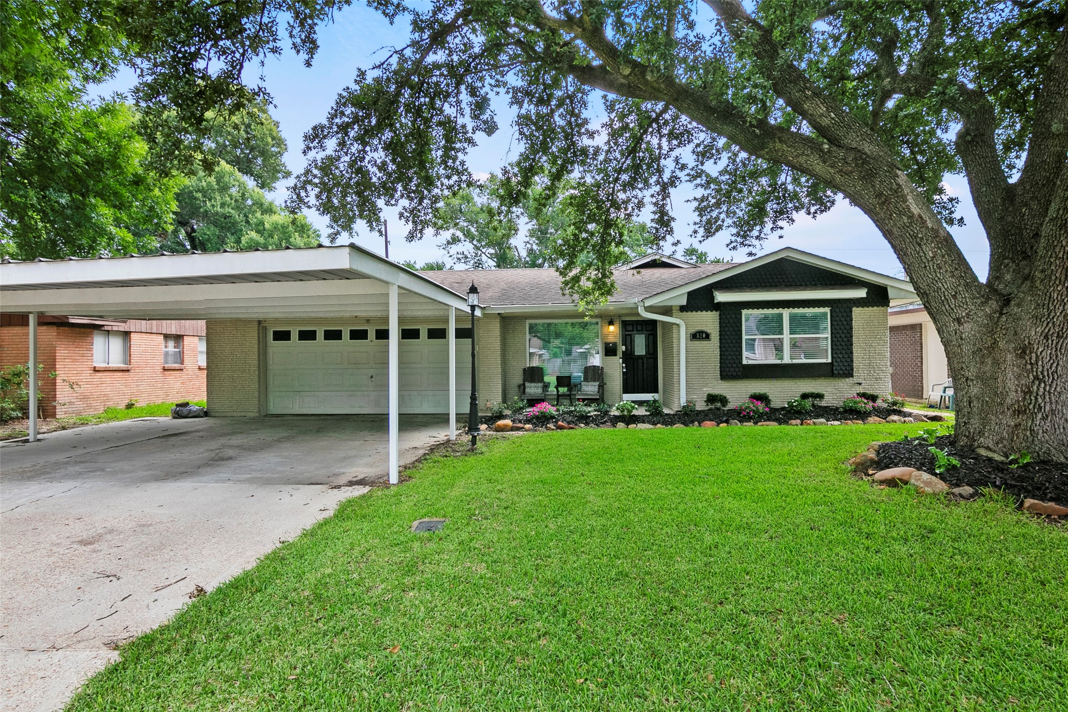 320 N 35th Street Nederland TX 77627