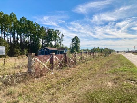 1280 County Road 3545 Cleveland TX 77327