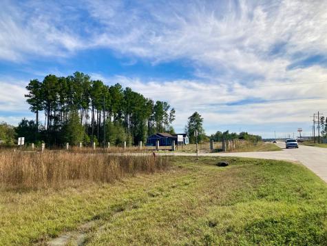 1280 County Road 3545 Cleveland TX 77327