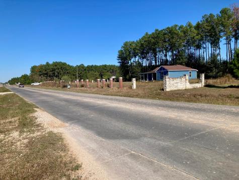 1280 County Road 3545 Cleveland TX 77327