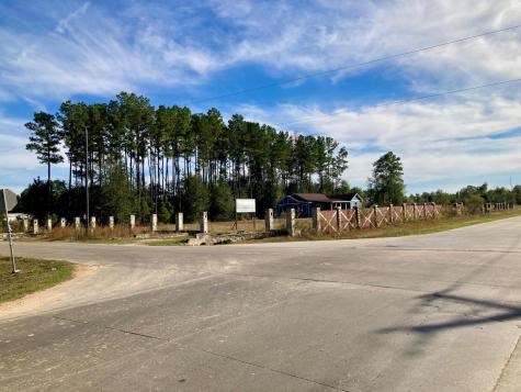 1280 County Road 3545 Cleveland TX 77327