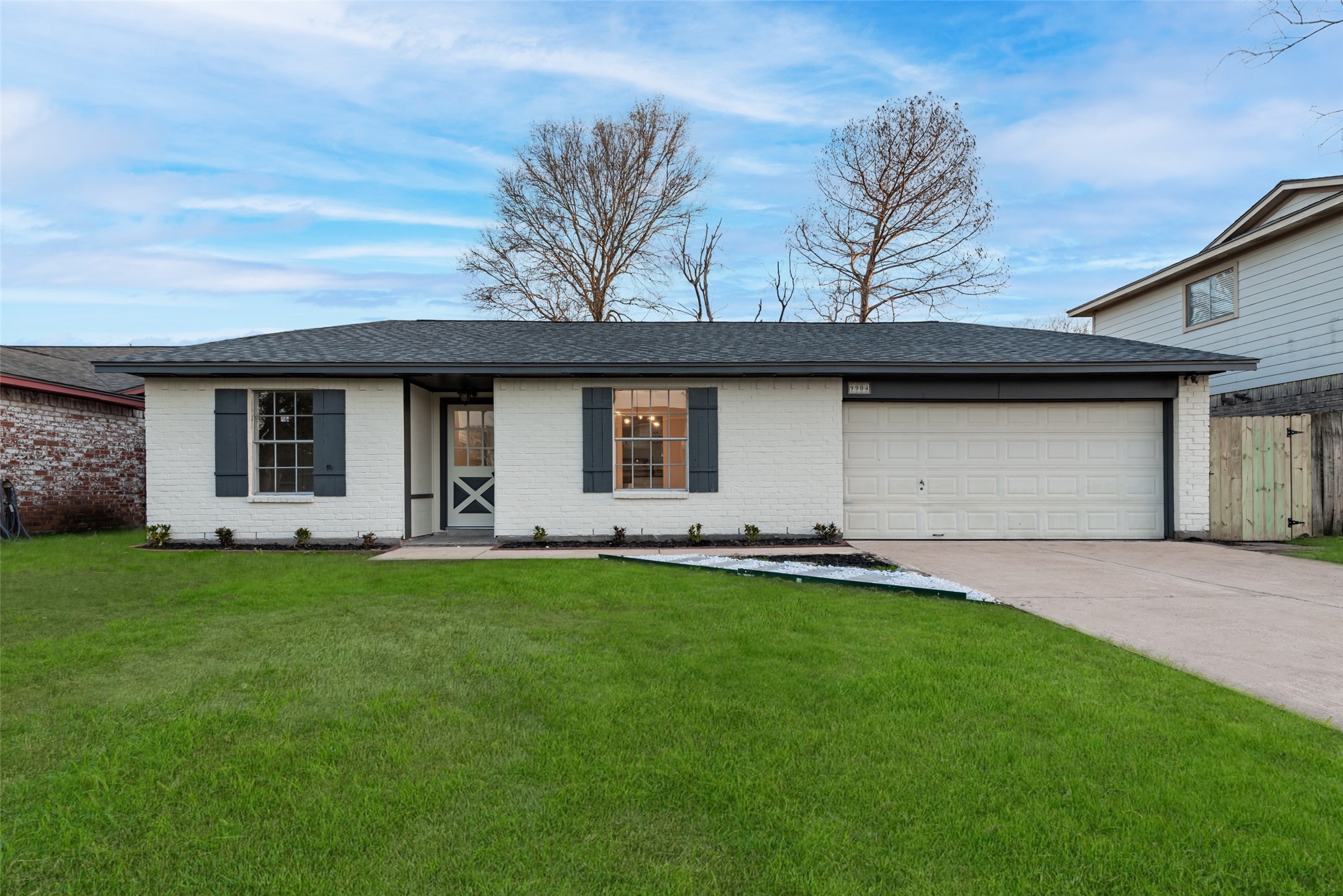9904 Sparrow Street La Porte TX 77571