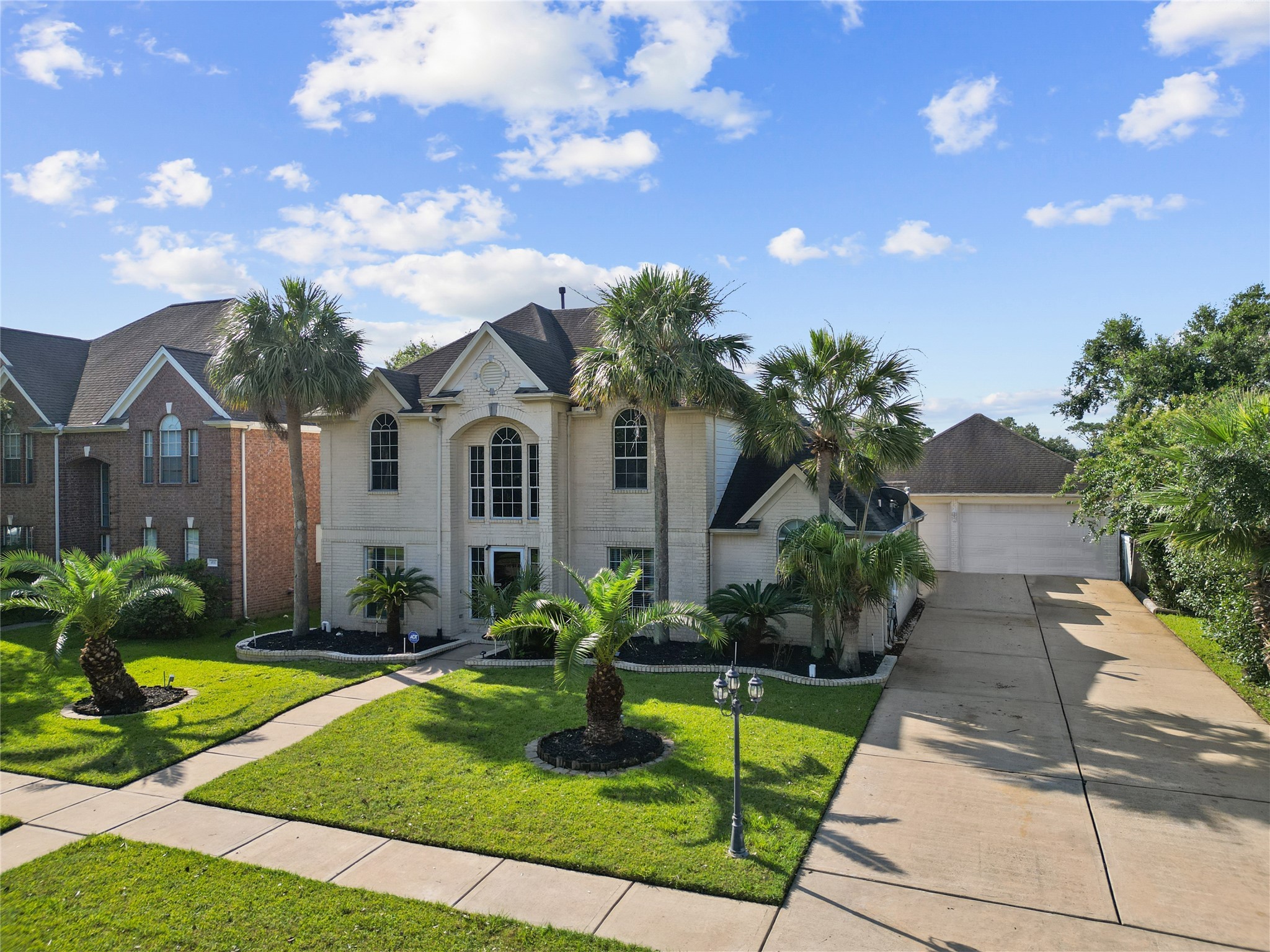 413 Pecan Grove Dickinson TX 77539