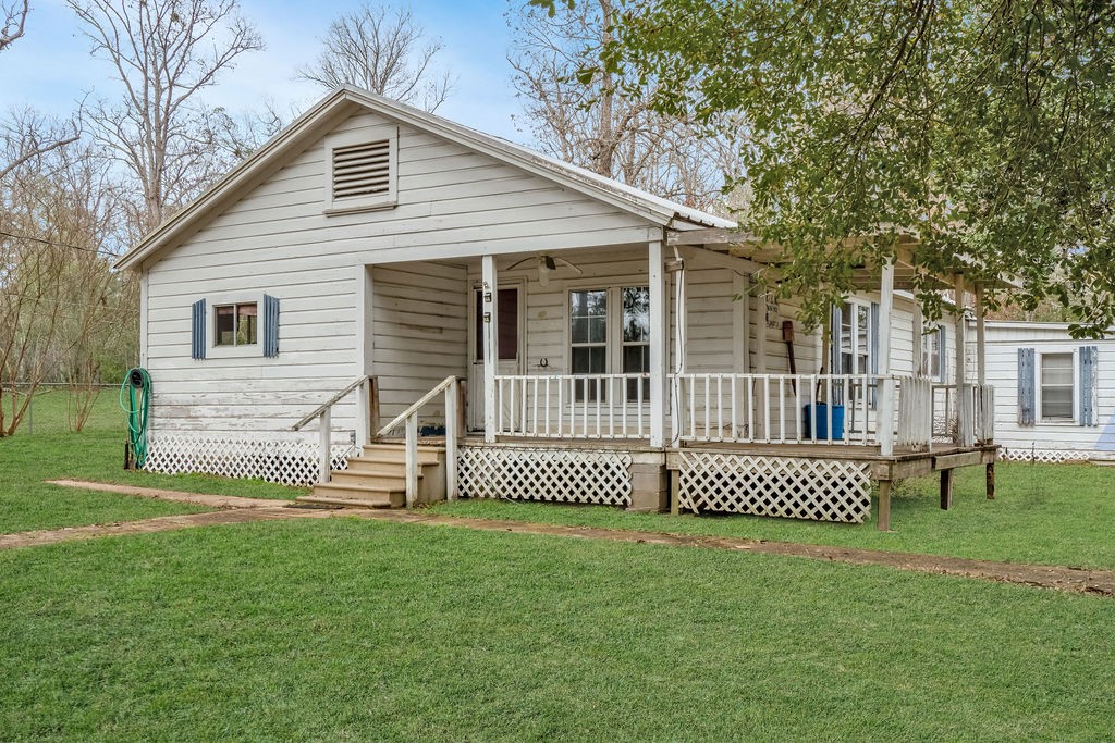 311 Virginia Street Shepherd TX 77371