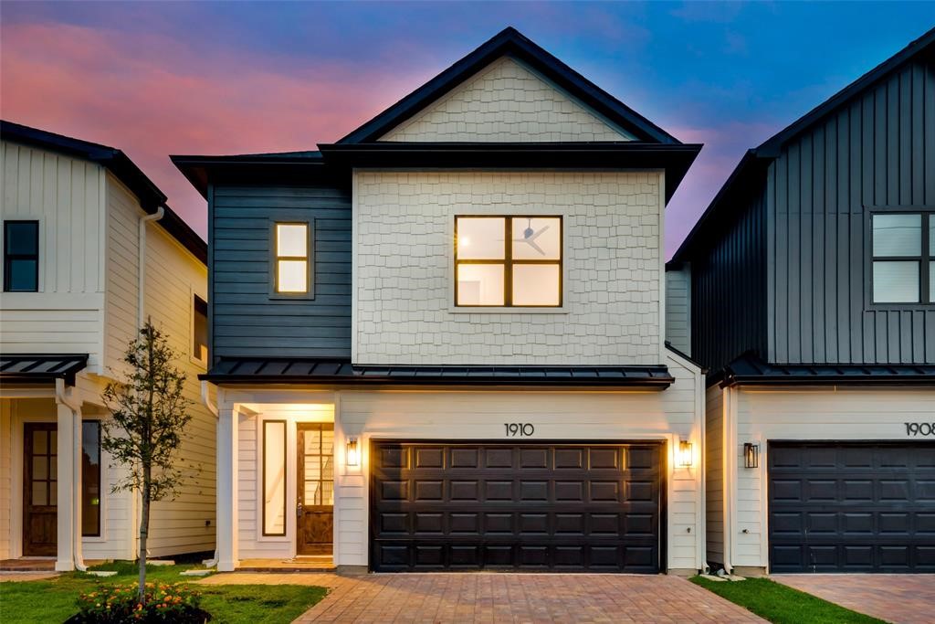 1916 Hoskins Drive Houston TX 77080