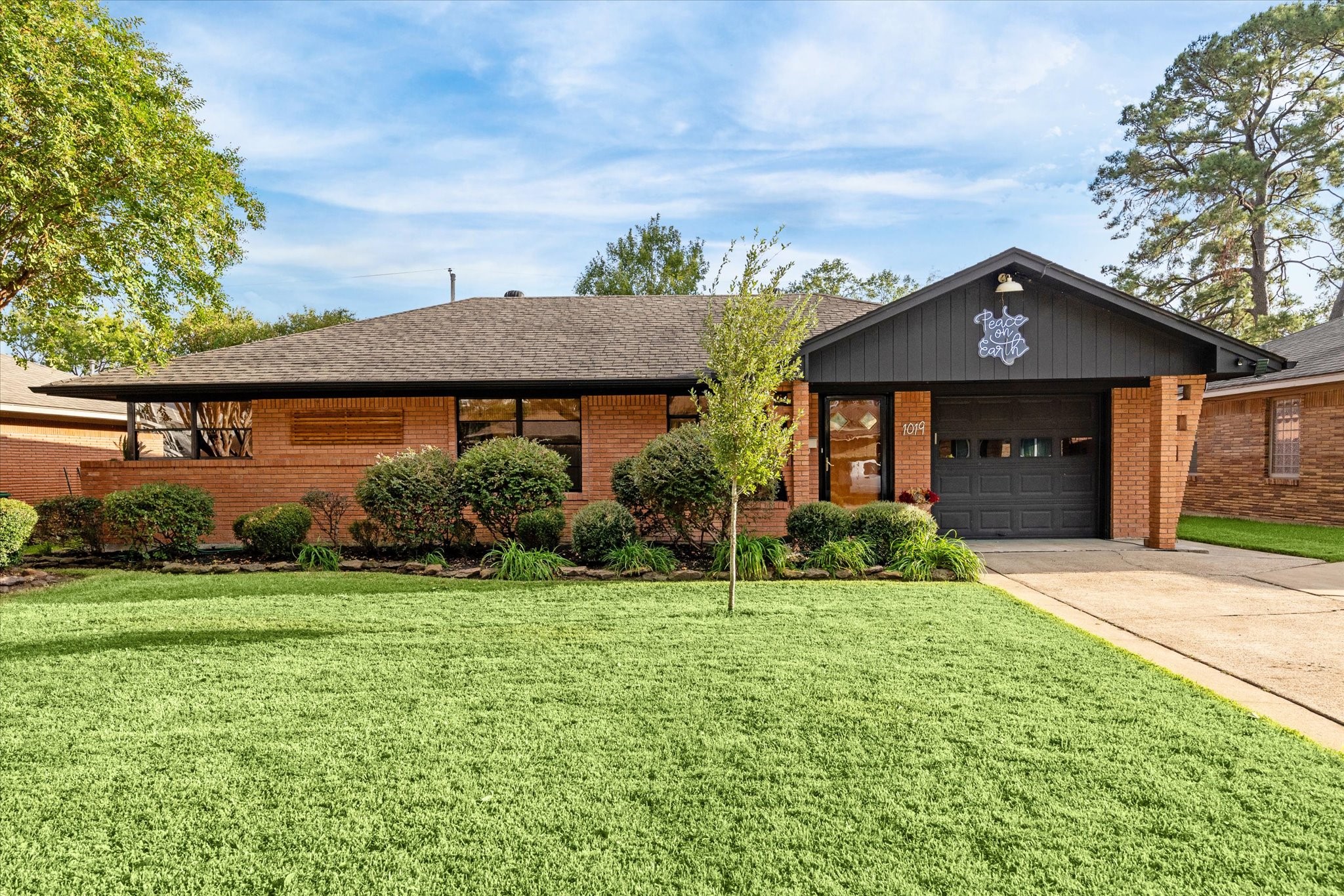 1019 W 31st Street Houston TX 77018