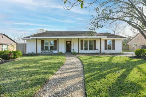 1911 Aggie Lane League City TX 77573