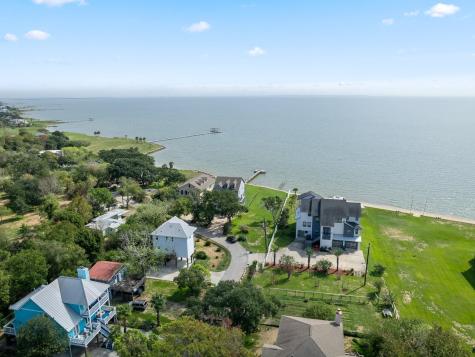 602 Bradley Street Seabrook TX 77586