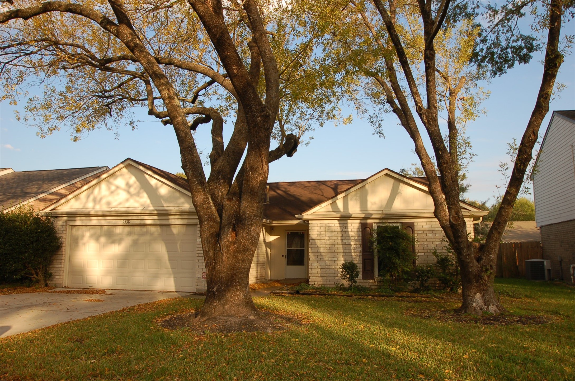 9538 Secretariat Drive Houston TX 77065