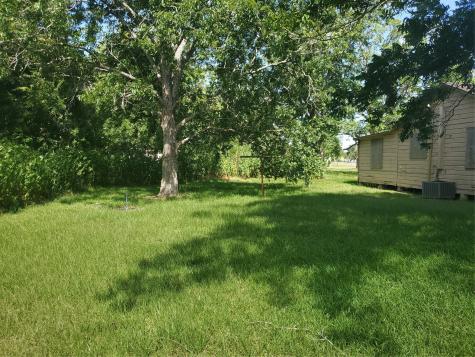 913 Whitson Bay City TX 77414