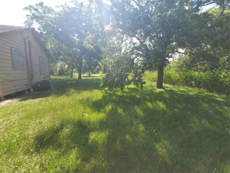 913 Whitson Bay City TX 77414