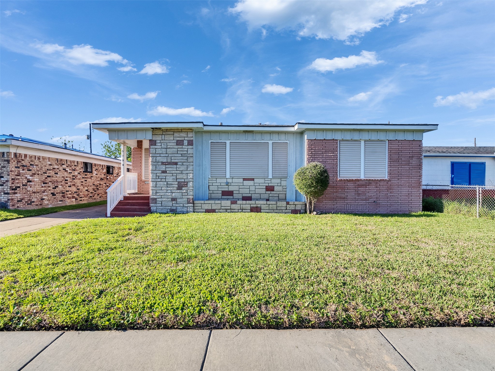 5108 Avenue L Street Galveston TX 77551