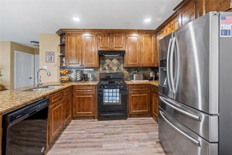 501 County Road 2276 Cleveland TX 77327