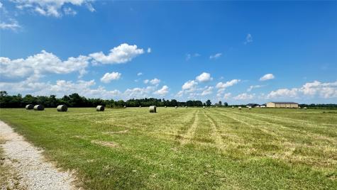 501 County Road 2276 Cleveland TX 77327