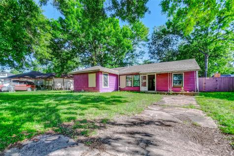 5858 Southgood Street Houston TX 77033