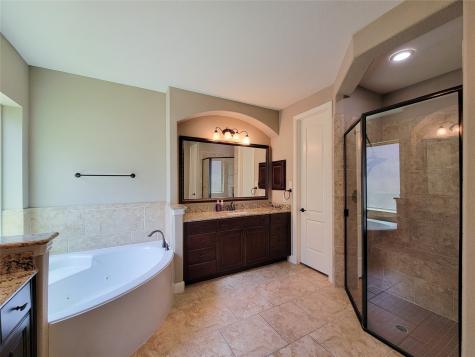 139 Haileys Run Montgomery TX 77316