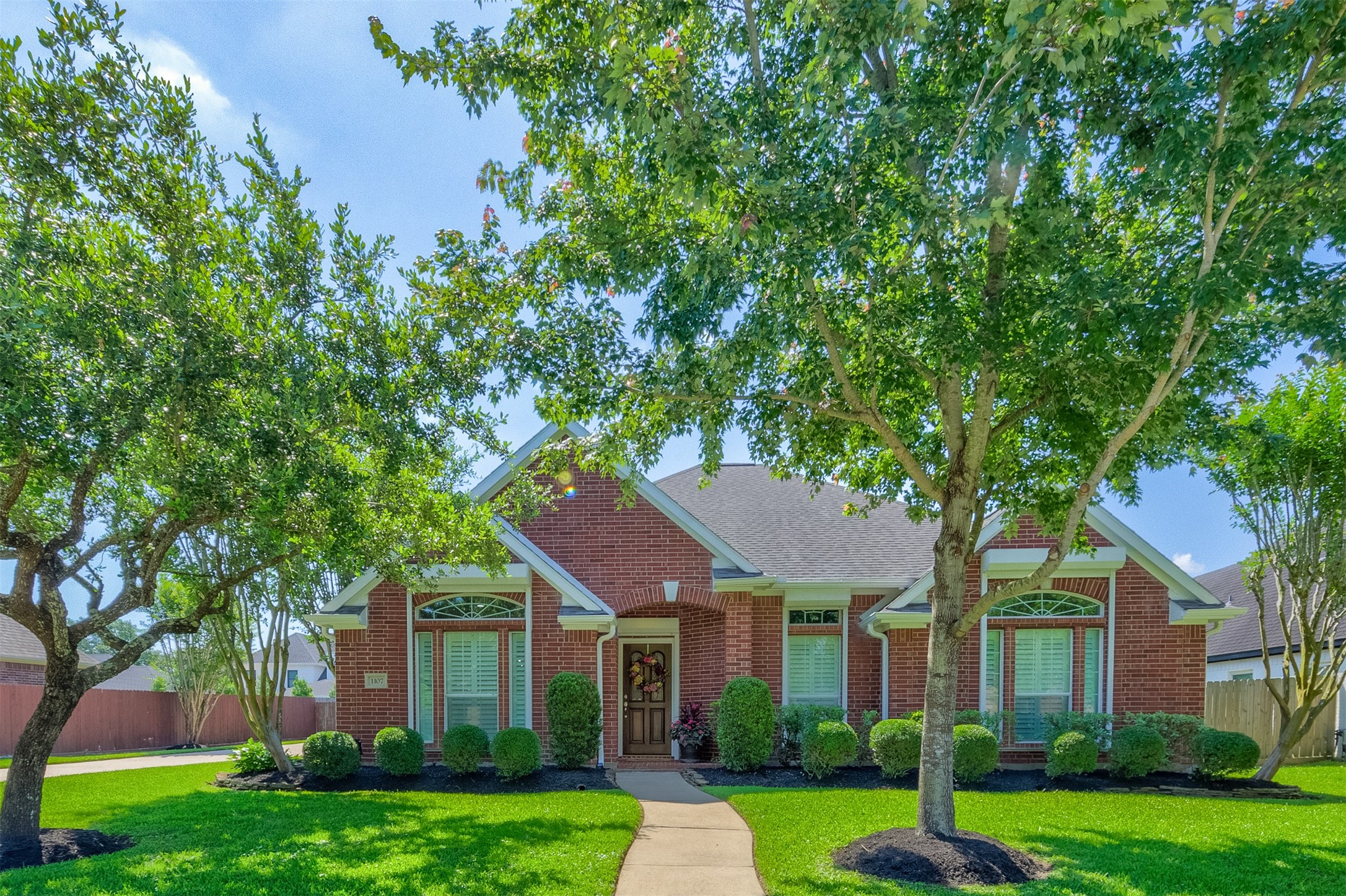 1107 Peregrine Drive Friendswood TX 77546