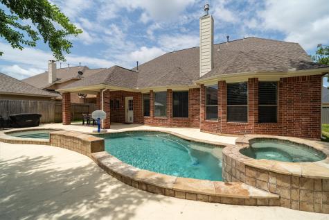 112 Grand Creek Drive League City TX 77573